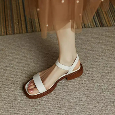 Sandali June in pelle