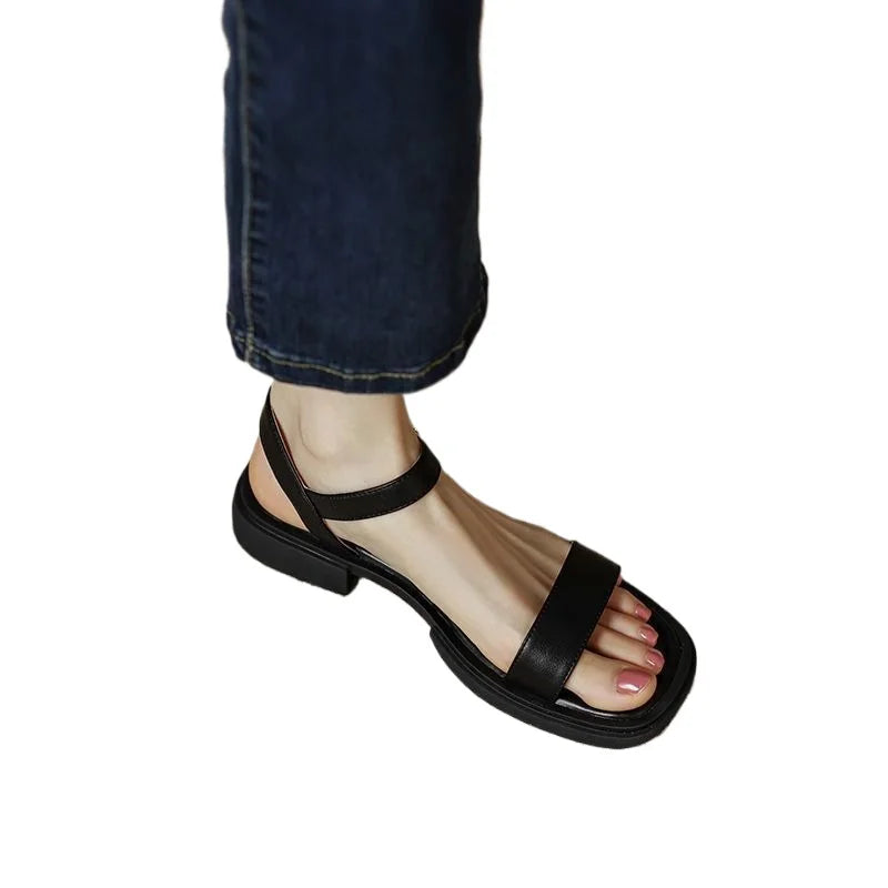 Sandali June in pelle