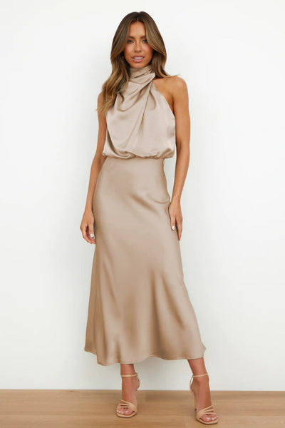 Lydia | Abito lungo con scollo a halter