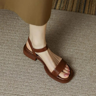 Sandali June in pelle