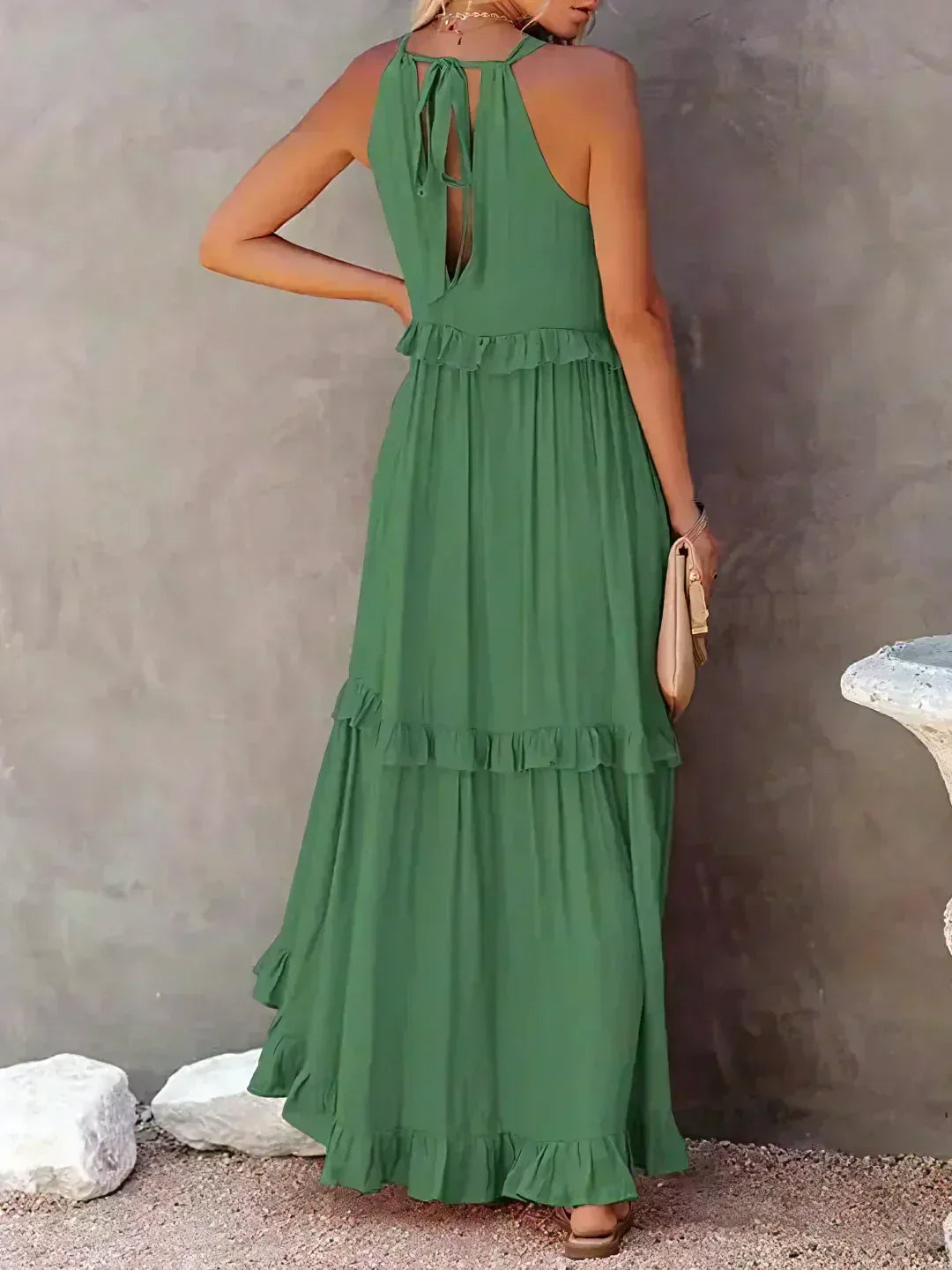 ANETA | Abito elegante senza maniche con volant