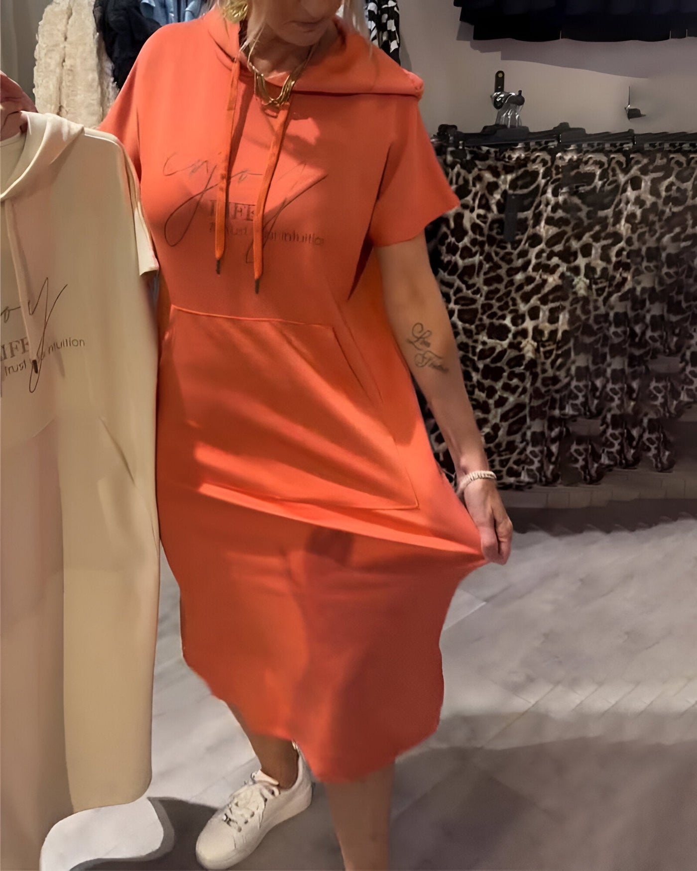 Saskia™ | Vestito con Cappuccio Casual