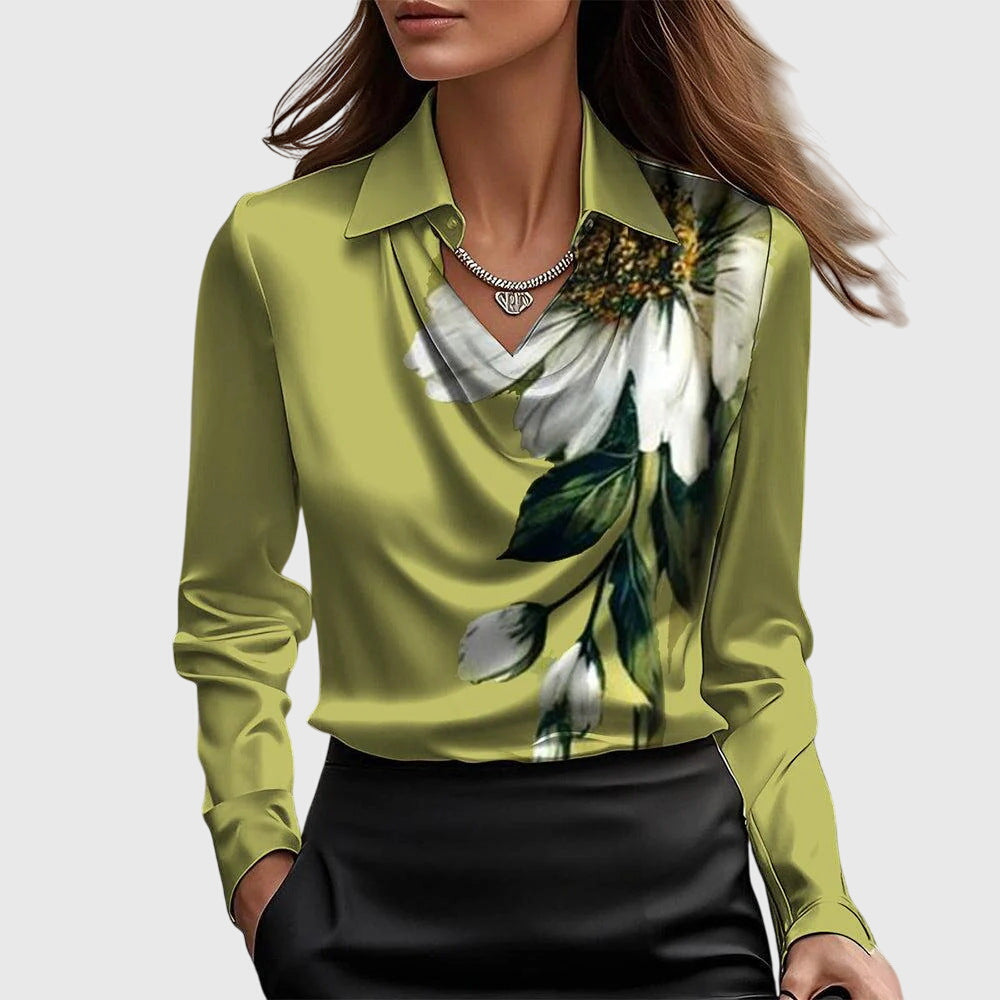 Sylvie | Blusa con lucentezza di lusso e scollatura plissettata