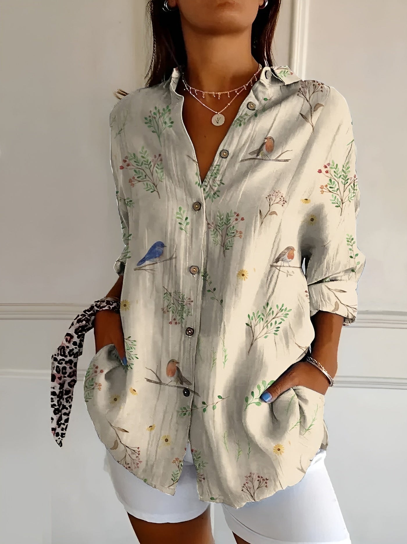 Avril | Blusa elegante con stampe giocose